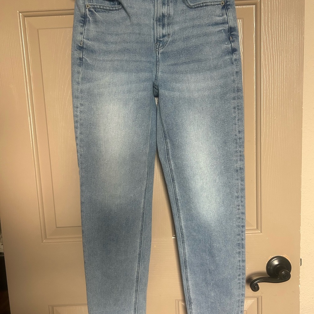 American Eagle Outfitters Light Blue Straight Leg Jeans